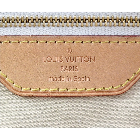 Louis Vuitton White and Tan Checkered Tote - Picture 14 of 16